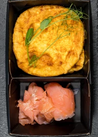 Omelet with salmon